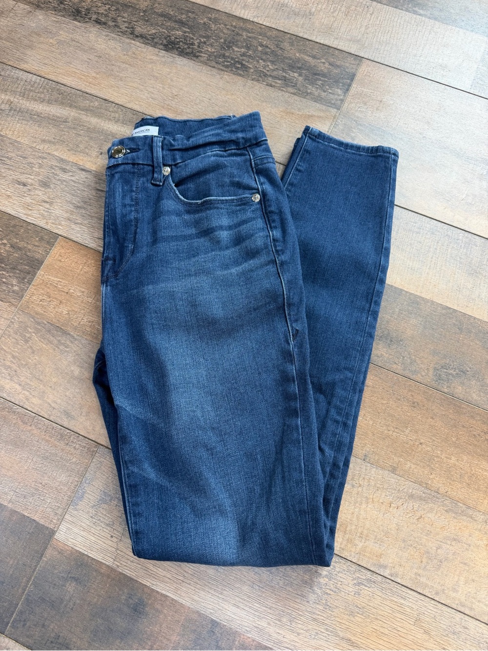 Good American Good Legs skinny jeans